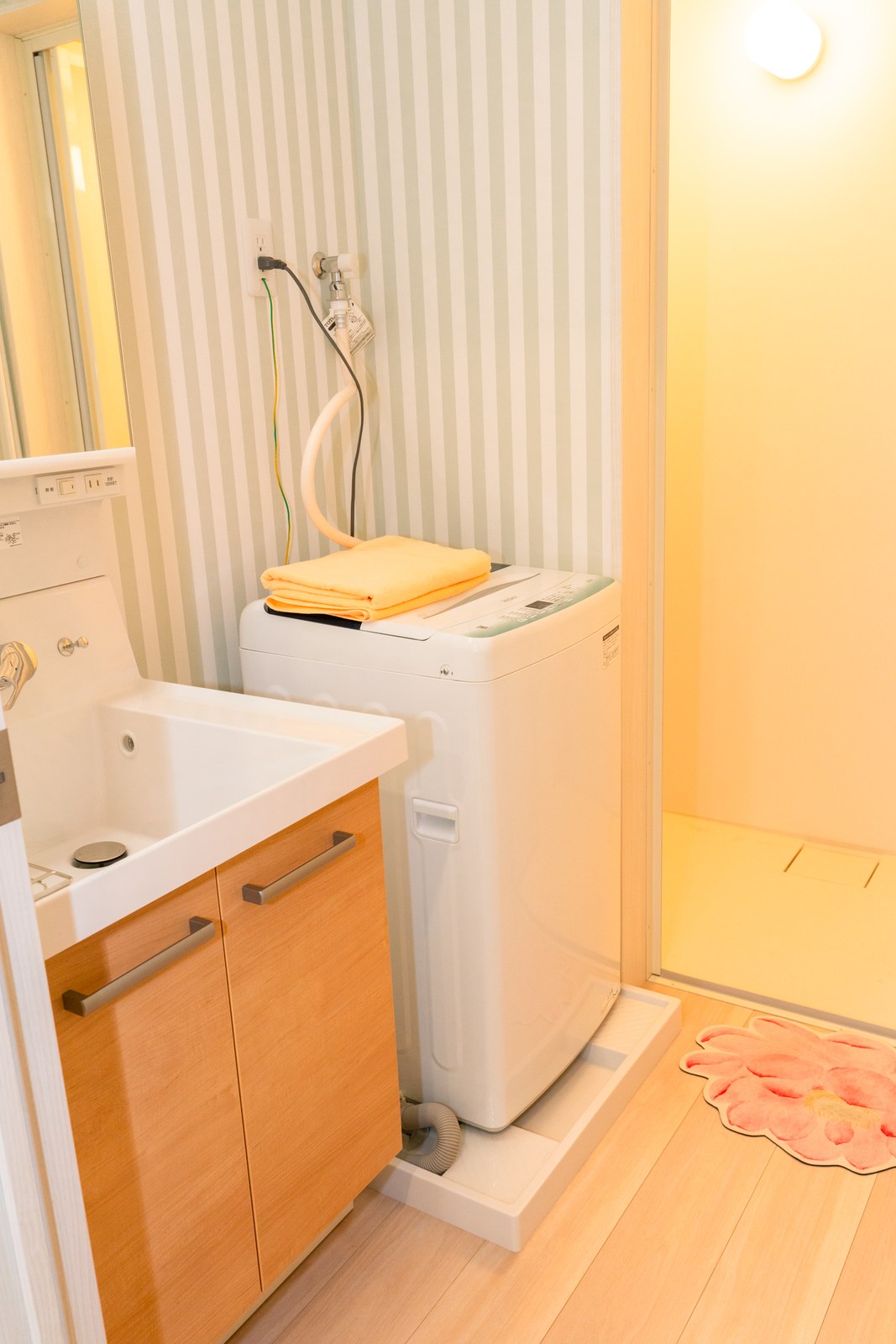 Vanity & Laundry Suite